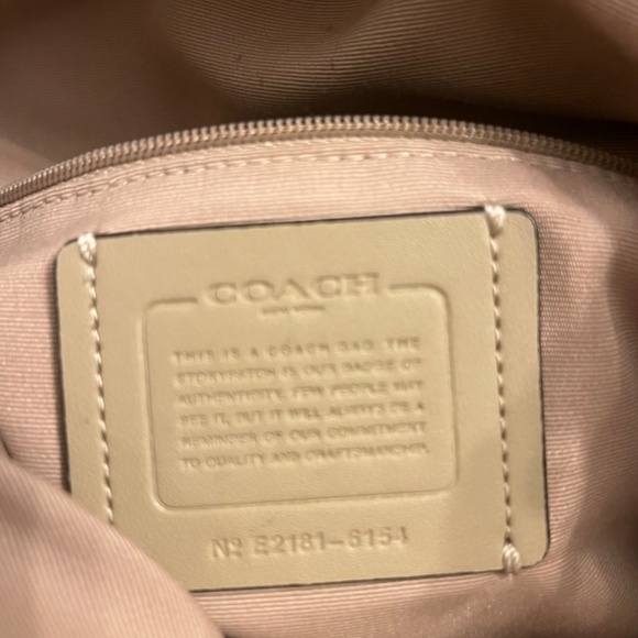 Coach Shoulder Bag - Picture 4 of 4
